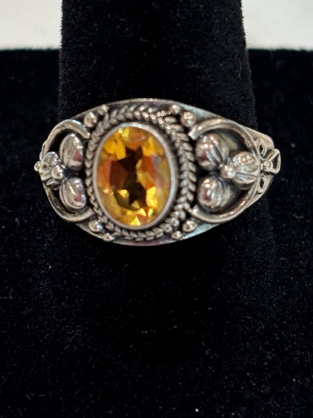 Sterling Silver Citrine gem-stone ring